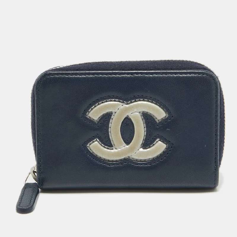 keychains with sleek texture-Chanel Blue/silver Leather Cc Zip Coin Purse