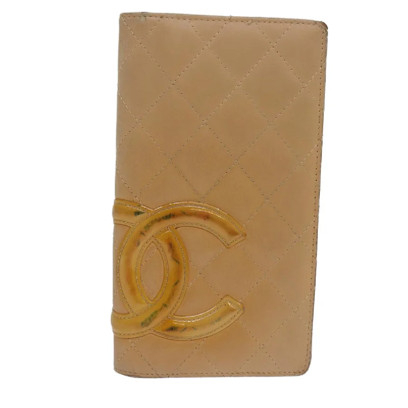 keychains with bold finish-Chanel Cambon  Leather Wallet  (Pre-Owned)