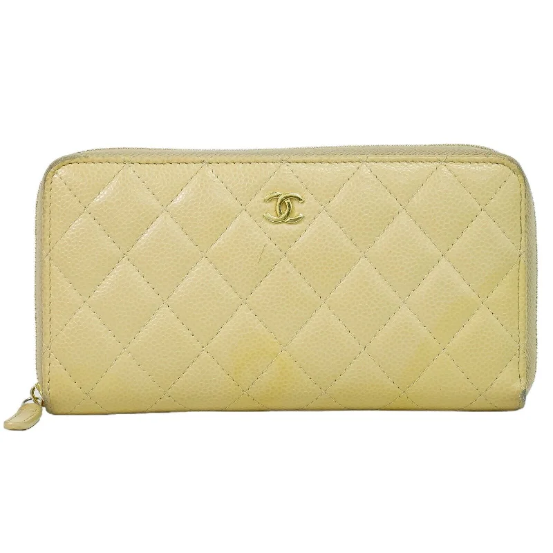 wallets with slim appeal-Chanel Portefeuille Zippé  Leather Wallet  (Pre-Owned)