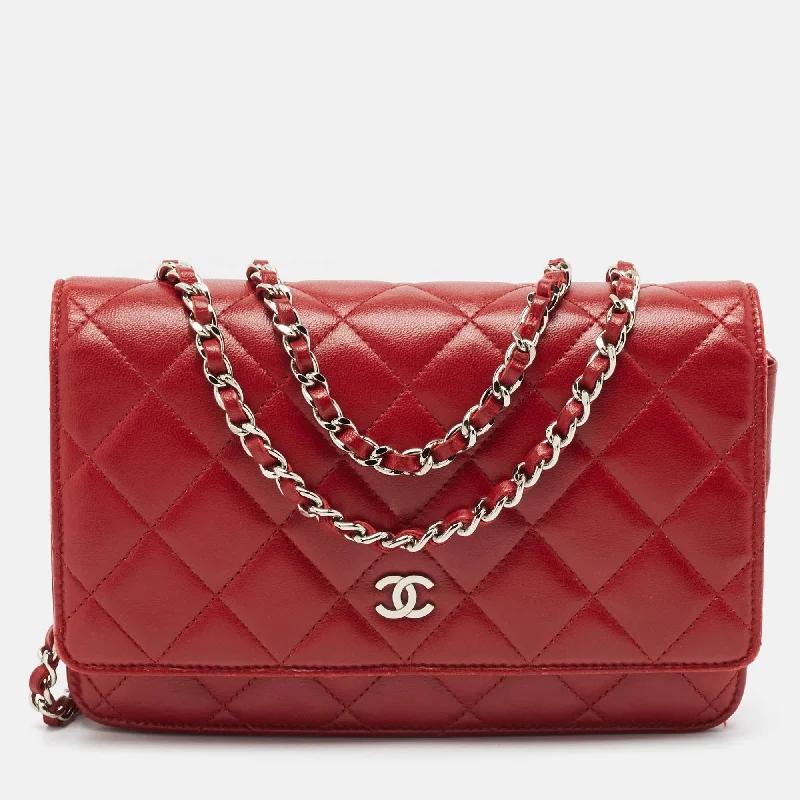 wallets with slim finish-Chanel Red Quilted Leather Cc Wallet On Chain