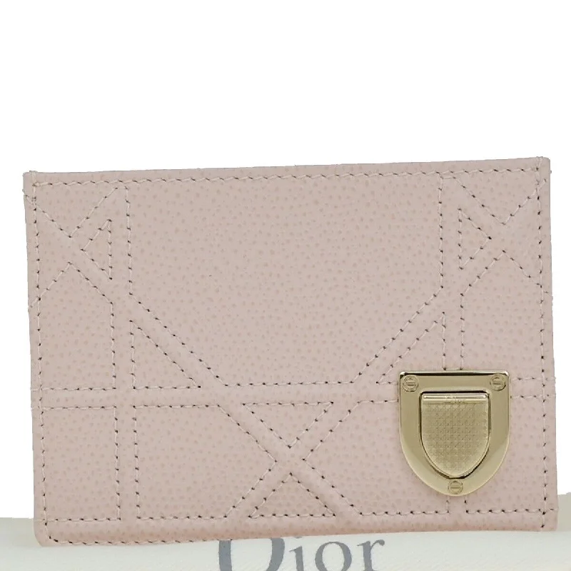 keychains for stylish women-Dior Diorama  Leather Wallet  (Pre-Owned)