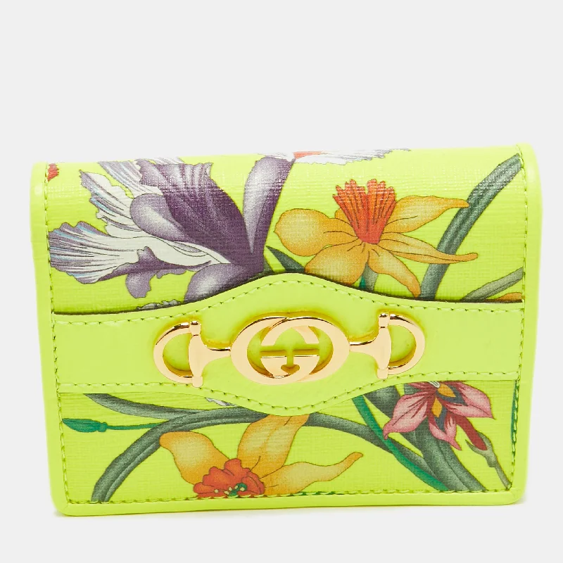 wallets with leather style-Gucci Neon Yellow Floral Print Canvas And Leather Zumi Card Holder