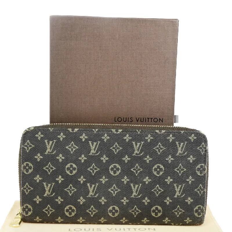 keychains for stylish men-Louis Vuitton Portefeuille Zippy  Canvas Wallet  (Pre-Owned)