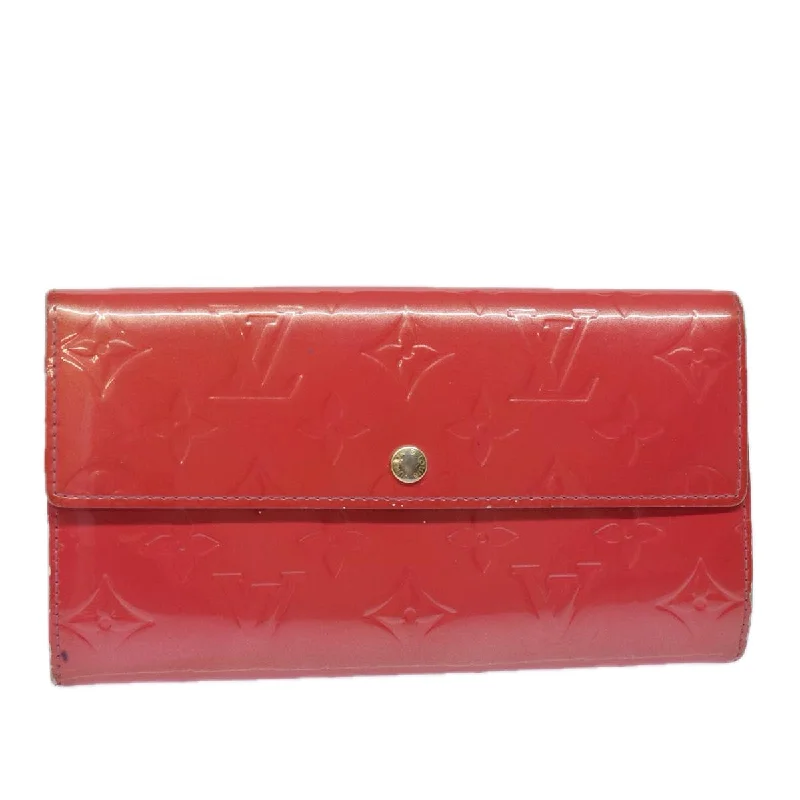 wallets for casual needs-Louis Vuitton Sarah  Patent Leather Wallet  (Pre-Owned)