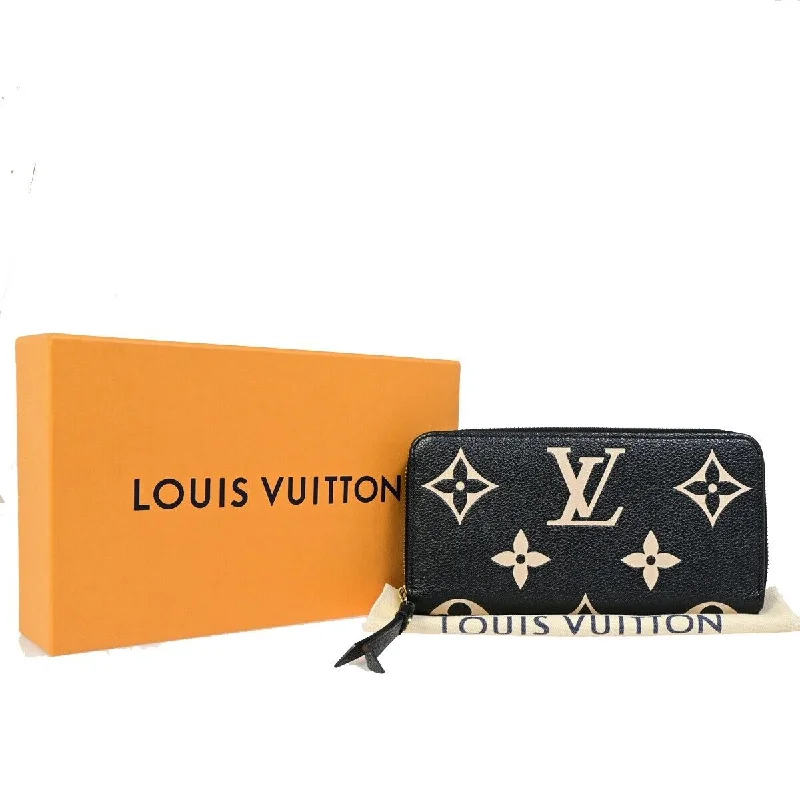 keychains for personal use-Louis Vuitton Zippy Wallet  Leather Wallet  (Pre-Owned)