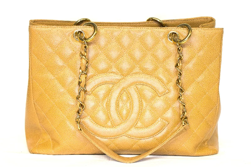 Tote Bag with adjustable straps-Chanel Caviar Grand Shopping Tote Camel